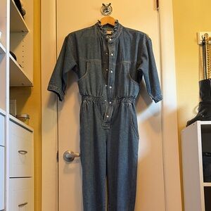 Casual Denim Jumpsuit with Button-Down Front